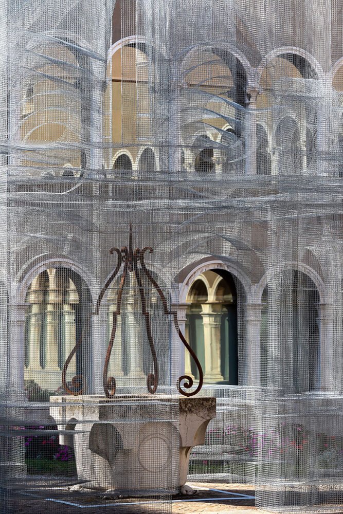 Edoardo Tresoldi 的骶骨装置