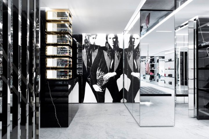 Anthony Vaccarello 设计的 Saint Laurent 商店，挪威奥斯陆