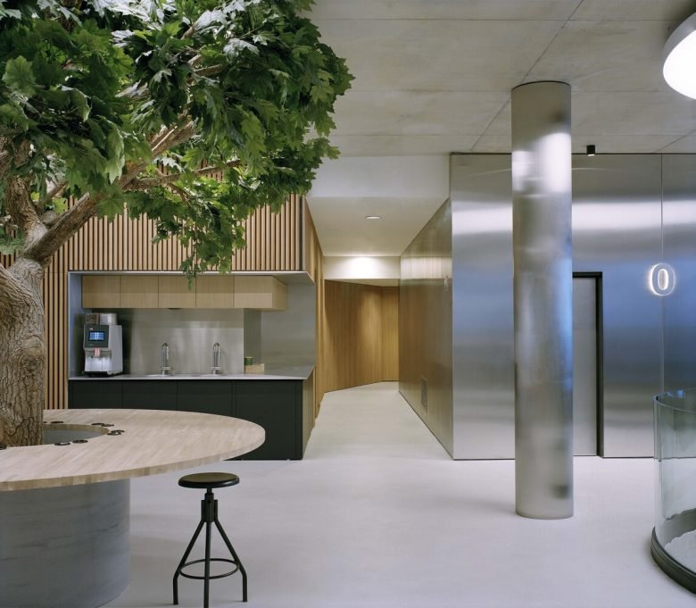 圣萨宾办公室由 Studio Vincent Eschalier 设计 圣萨宾办公室由 Studio Vincent Eschalier 设计