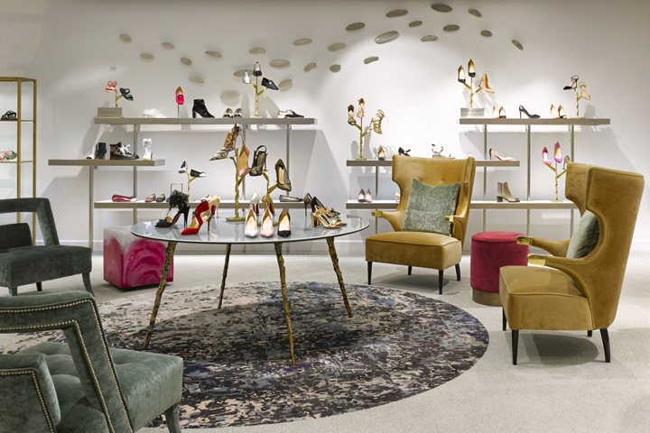 Saks Fifth Avenue 商店，康涅狄格州