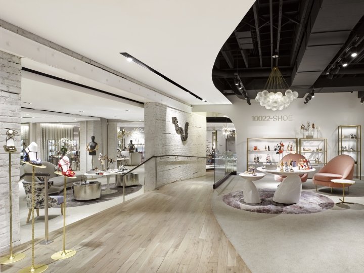 Saks Fifth Avenue 商店，康涅狄格州