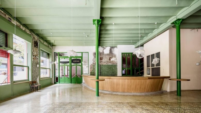 贝克特大厅 / Flores & Prats 剧院和国际戏剧中心