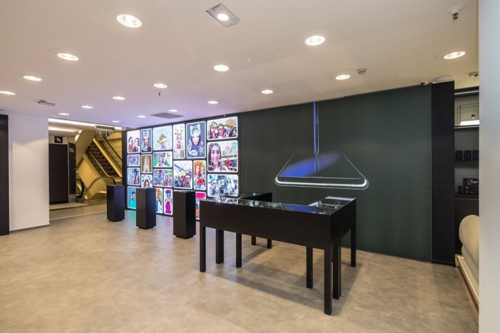 三星商店 ECI Callao by Cheil Worldwide / Cheil 德国 / MDLab，马德里 – 西班牙