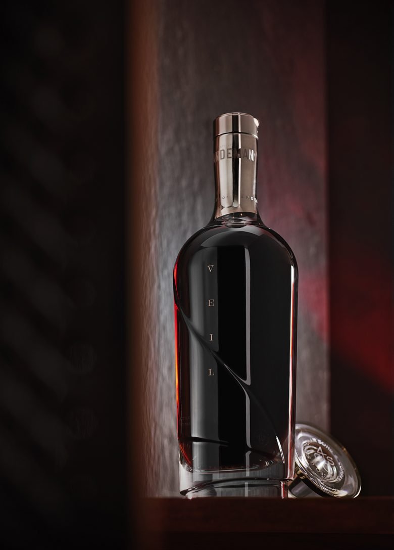 Sandeman Veil / 非常老的黄褐色波尔图 by VOLTA Brand Shaping Studio Sandeman Veil / 非常老的黄褐色波尔图 by VOLTA Brand Shaping Studio