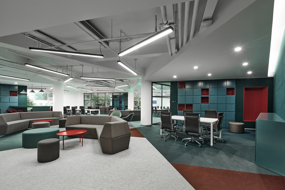 Crossboundaries 旗下三联办事处