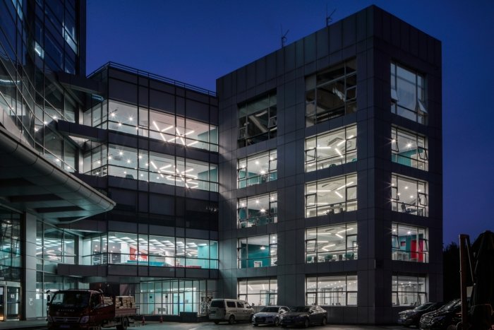 Crossboundaries 旗下三联办事处