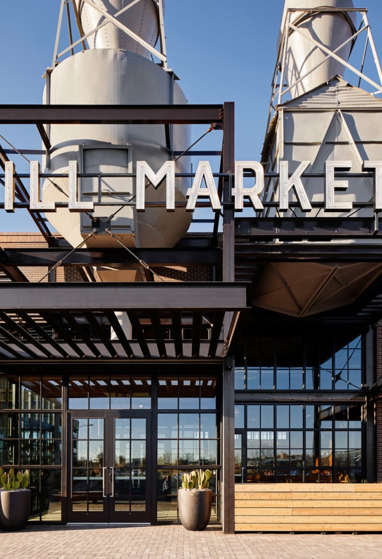 Islyn Studio 的锯木厂市场