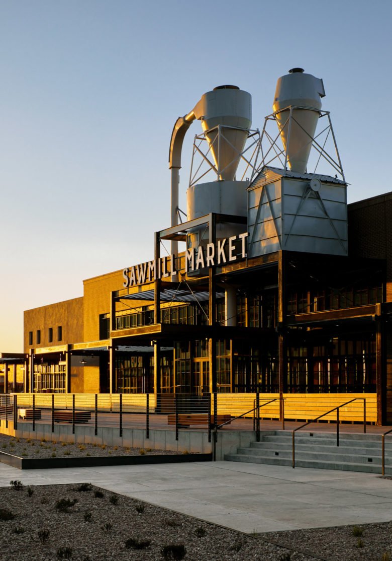 Islyn Studio 的锯木厂市场