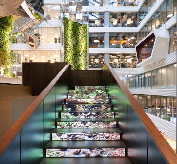 Sberbank 总部由 Evolution Design 与 T+T Architects 共同设计