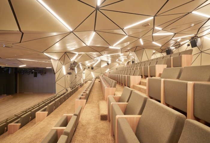 Sberbank 总部由 Evolution Design 与 T+T Architects 共同设计