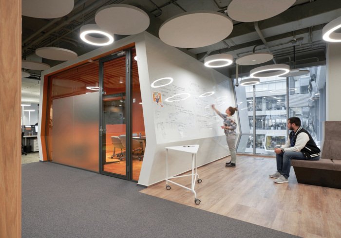 Sberbank 总部由 Evolution Design 与 T+T Architects 共同设计