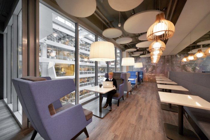 Sberbank 总部由 Evolution Design 与 T+T Architects 共同设计