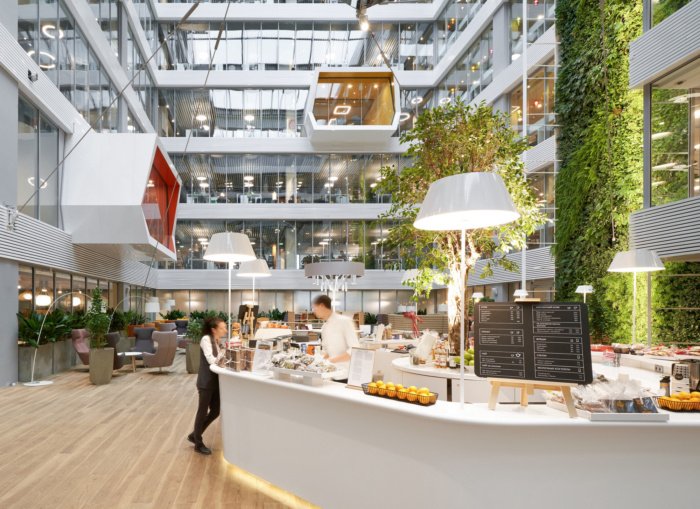 Sberbank 总部由 Evolution Design 与 T+T Architects 共同设计