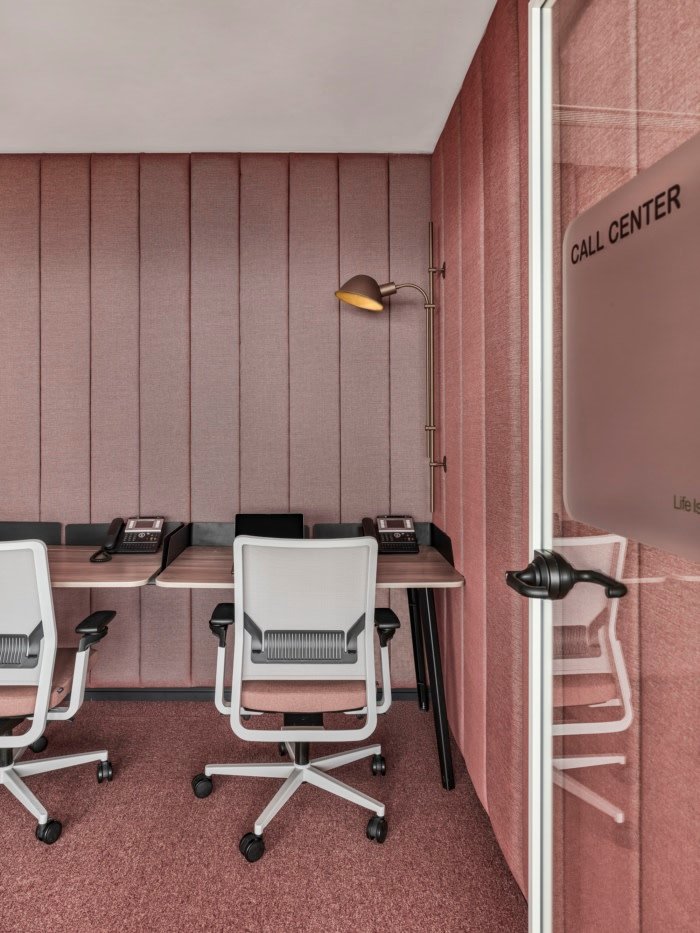 施耐德电气办公室由 Studio 13 Architects 设计