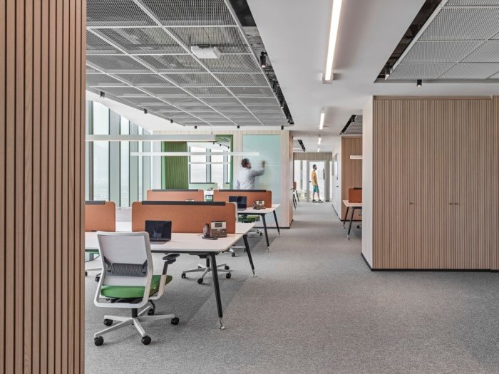 施耐德电气办公室由 Studio 13 Architects 设计