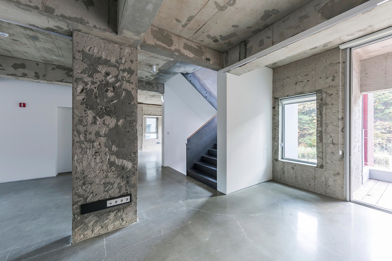 BCHO Partners 设计的屏风双屋 BCHO Partners 设计的屏风双屋