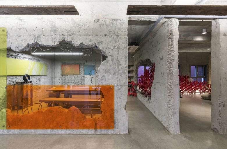 BCHO Partners 设计的屏风双屋 BCHO Partners 设计的屏风双屋