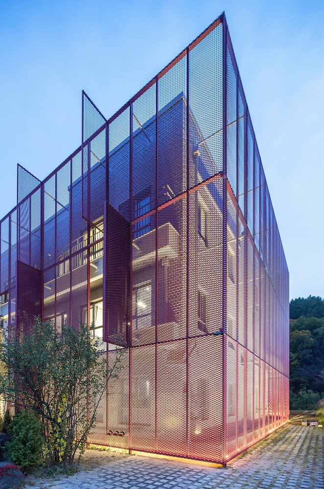 BCHO Partners 设计的屏风双屋 BCHO Partners 设计的屏风双屋