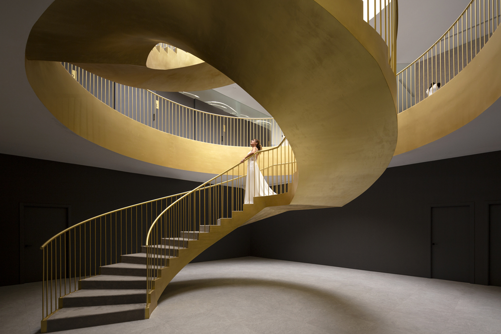 Sedka 婚纱店 / Pablo Muñoz Payá Arquitectos