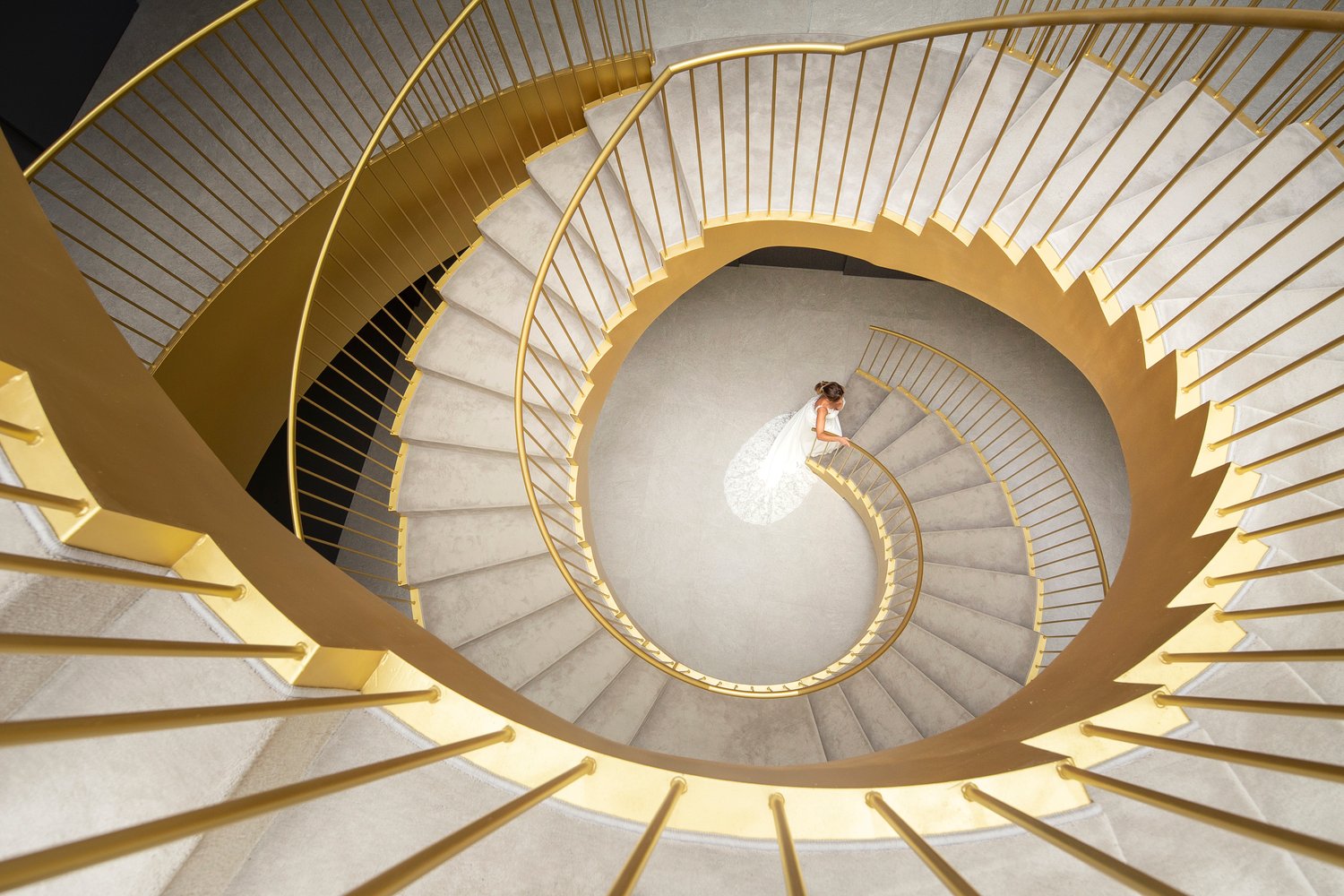 Sedka 婚纱店 / Pablo Muñoz Payá Arquitectos