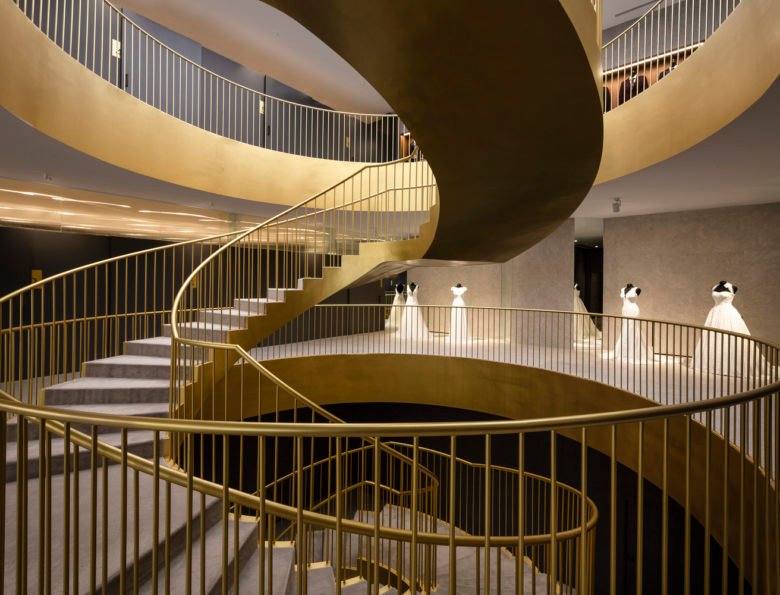 Sedka 婚纱店 / Pablo Muñoz Payá Arquitectos