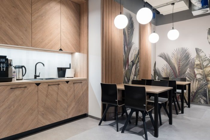 信号伊杜纳办公室由 BIT Creative Barnaba Grzelecki 设计