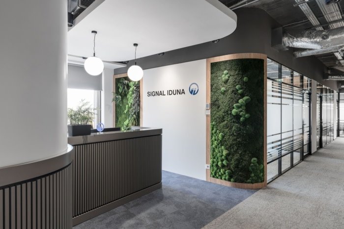 信号伊杜纳办公室由 BIT Creative Barnaba Grzelecki 设计