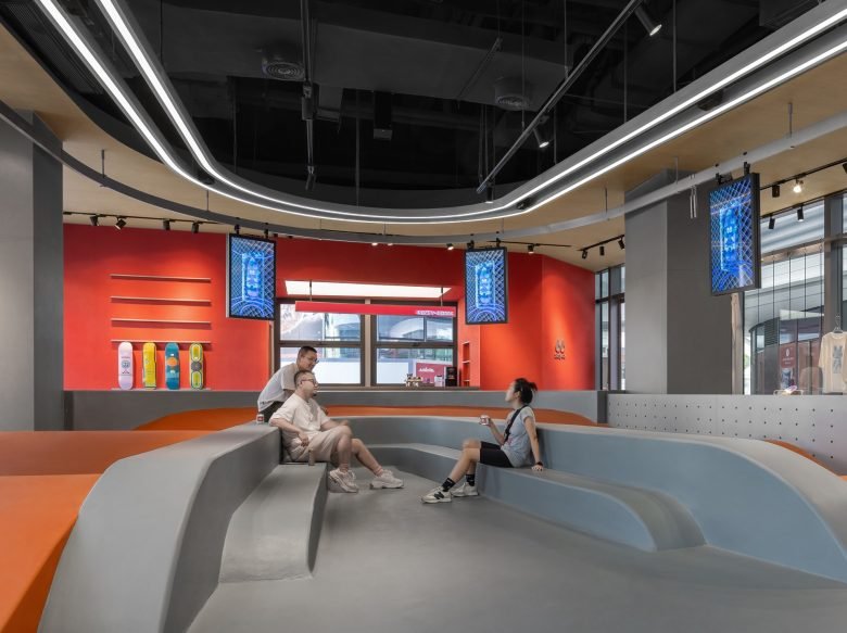 Moc 设计事务所的六十六店