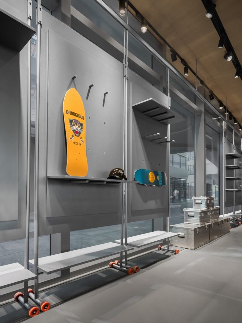 Moc 设计事务所的六十六店