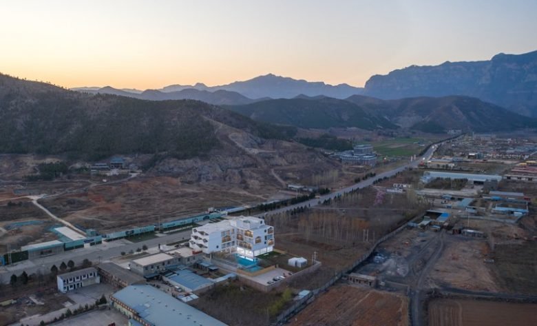 由 Domain Architects 设计的 Sky Yards 酒店