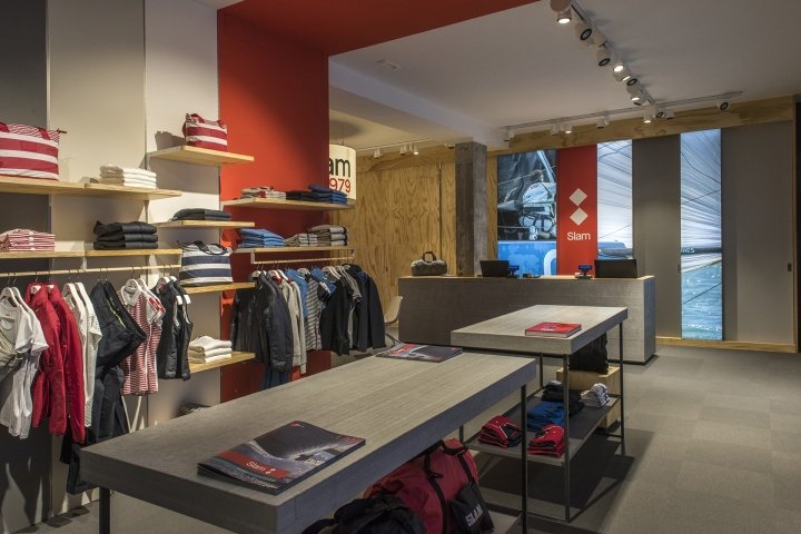 Slam shop by Wea，切尔沃港 – 意大利