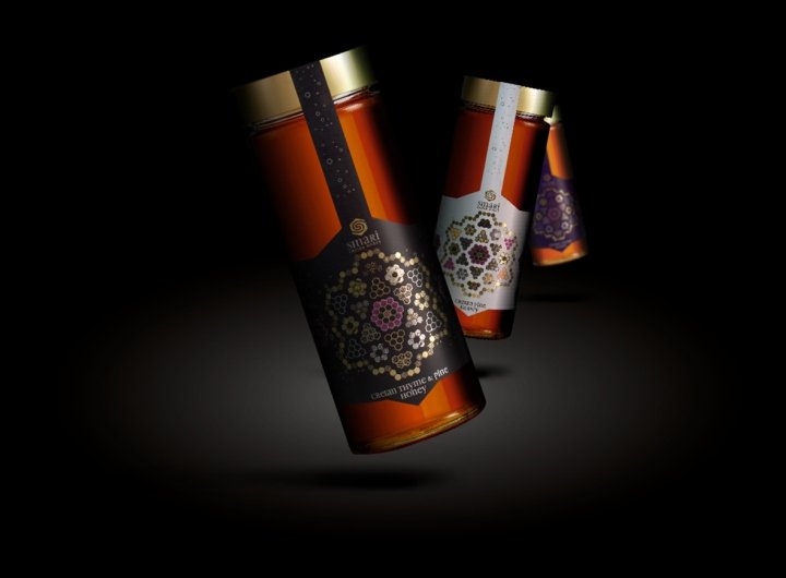 斯马里克里特岛蜂蜜包装由 Leftgraphic 设计