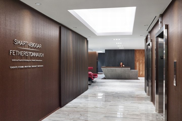 Smart & Biggar LLP 办公室，由 SDI Interior Design 设计，加拿大多伦多