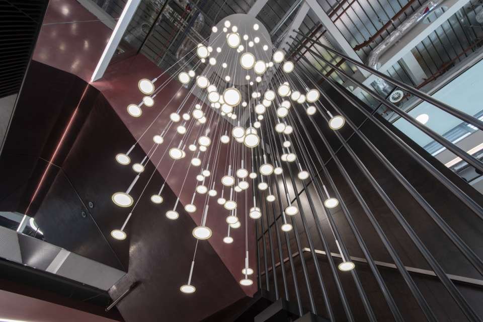 由 Direct Tiling Group 设计的 CAA 办公室 由 Direct Tiling Group 设计的 CAA 办公室