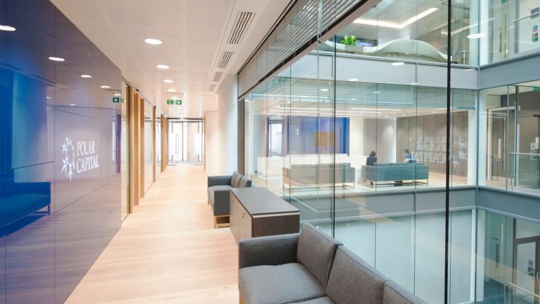 由 Direct Tiling Group 设计的 Polar Capital 办公室 由 Direct Tiling Group 设计的 Polar Capital 办公室