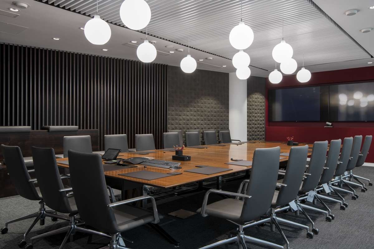 由 Direct Tiling Group 设计的 CAA 办公室 由 Direct Tiling Group 设计的 CAA 办公室