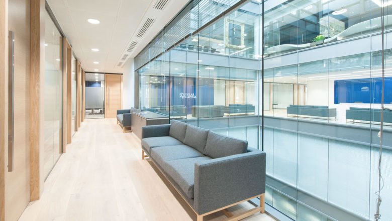 由 Direct Tiling Group 设计的 Polar Capital 办公室 由 Direct Tiling Group 设计的 Polar Capital 办公室