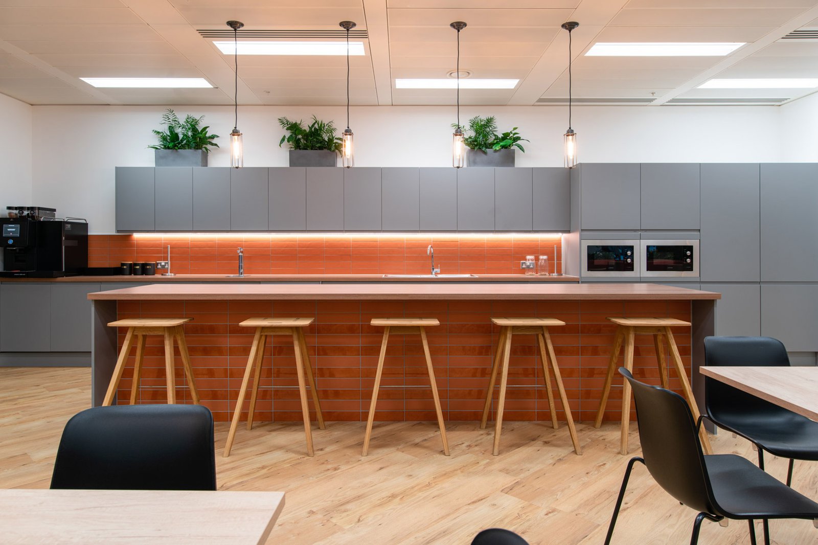 由伦敦绘画集团设计的 AustralianSuper 伦敦办公室 由伦敦绘画集团设计的 AustralianSuper 伦敦办公室