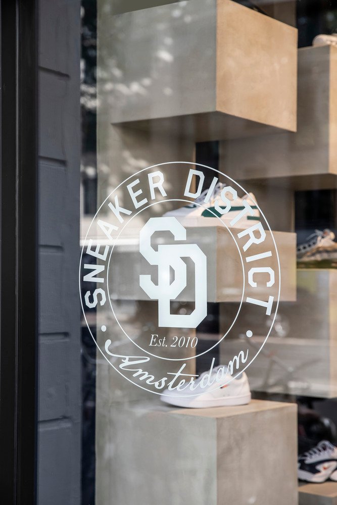 阿姆斯特丹运动鞋区 by Barde + vanVoltt