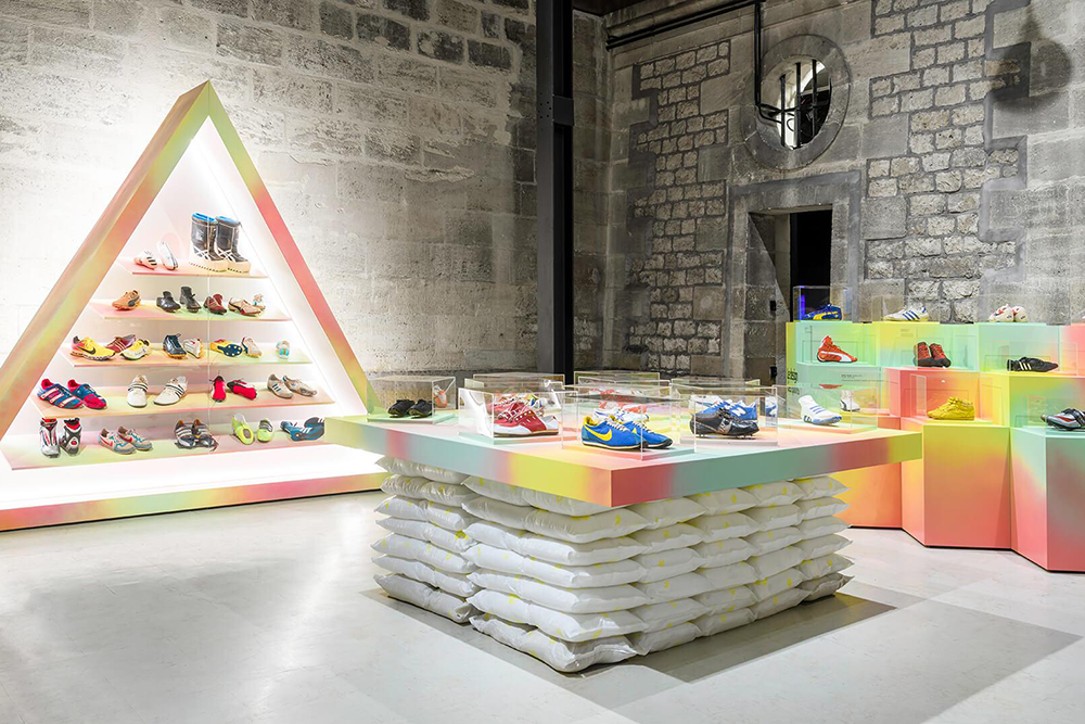 Mathieu Lehanneur 的运动鞋展览 Mathieu Lehanneur 的运动鞋展览