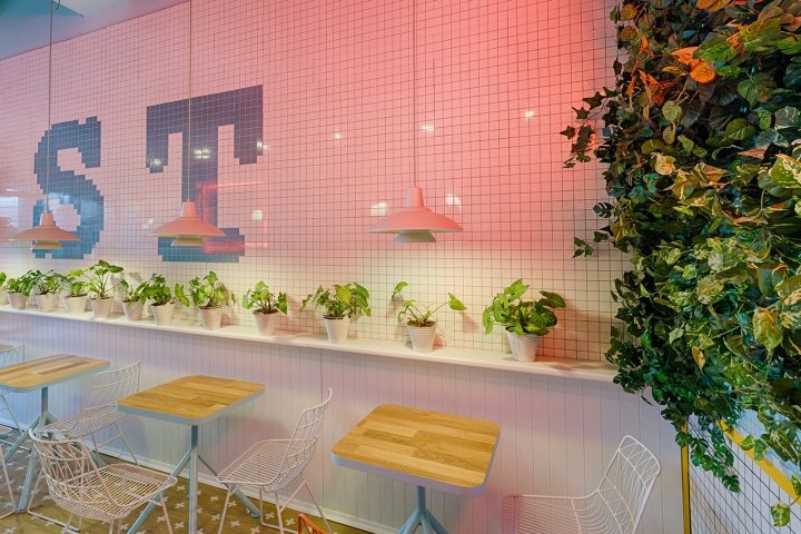 Soft Touch 冷冻酸奶，Plasma Nodo，麦德林 – 哥伦比亚