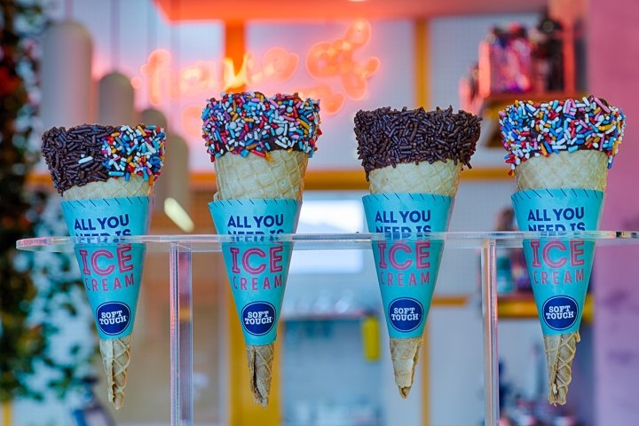 Soft Touch 冷冻酸奶，Plasma Nodo，麦德林 – 哥伦比亚