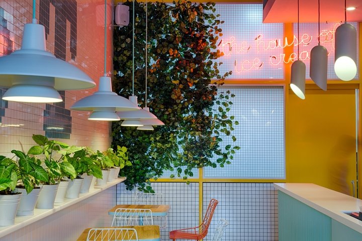 Soft Touch 冷冻酸奶，Plasma Nodo，麦德林 – 哥伦比亚