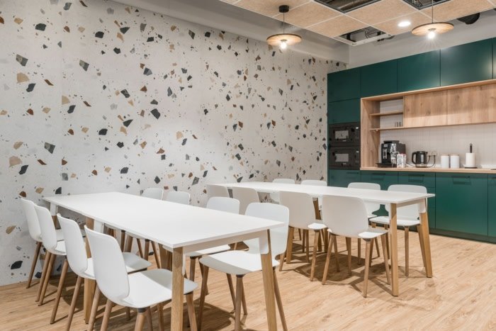 索理思办公室由 BIT Creative Barnaba Grzelecki 设计