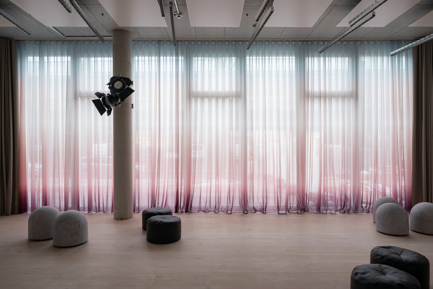 索尼音乐柏林工作室 Karhard