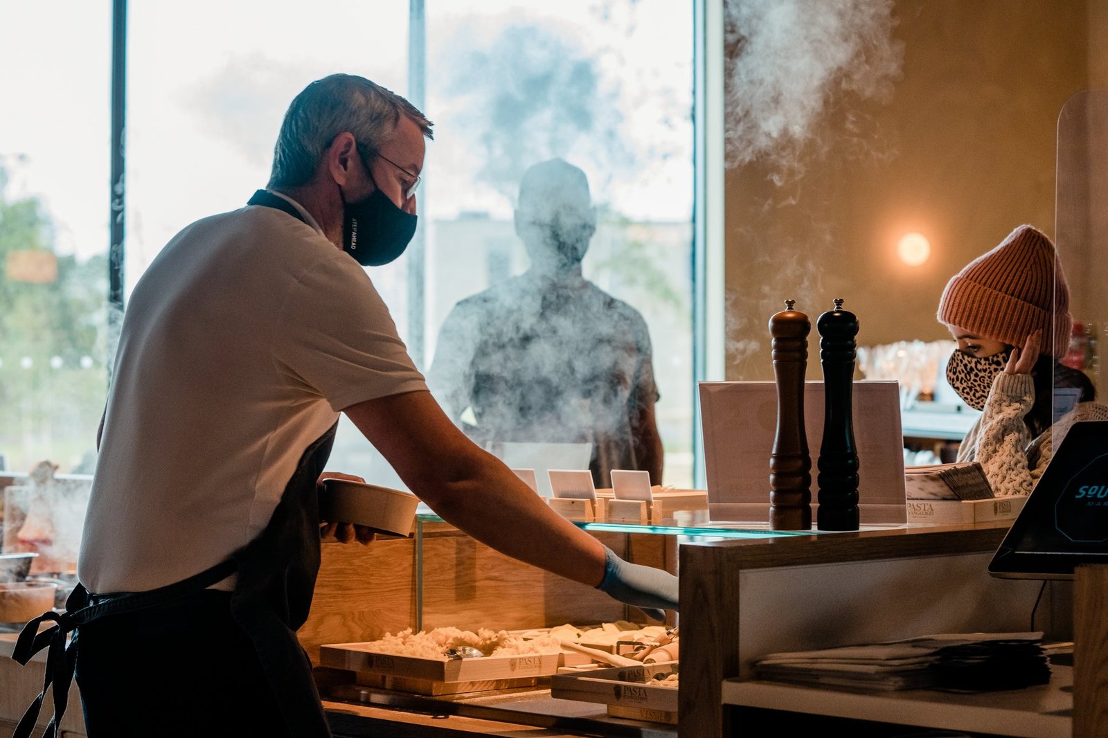 YourStudio 为 Sourced Market 创造改变游戏规则的零售和餐厅空间