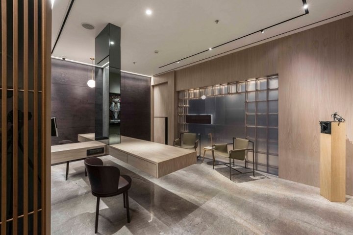 Sources Unlimited 办公室由 Hiral Jobalia Studio 设计，印度孟买