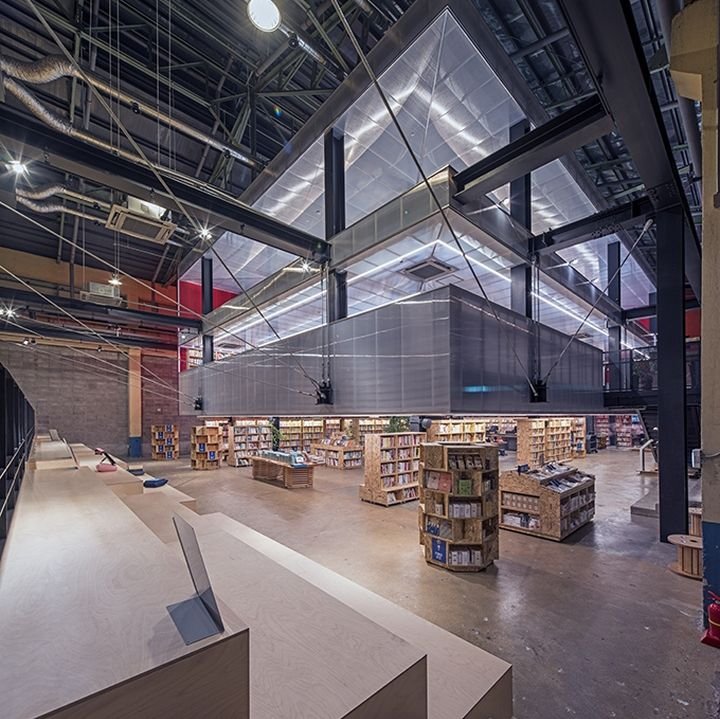 由 Woohyuck Park 和 Yanolja Design LAB 为 Yes24 F1963 设计的空间，韩国釜山