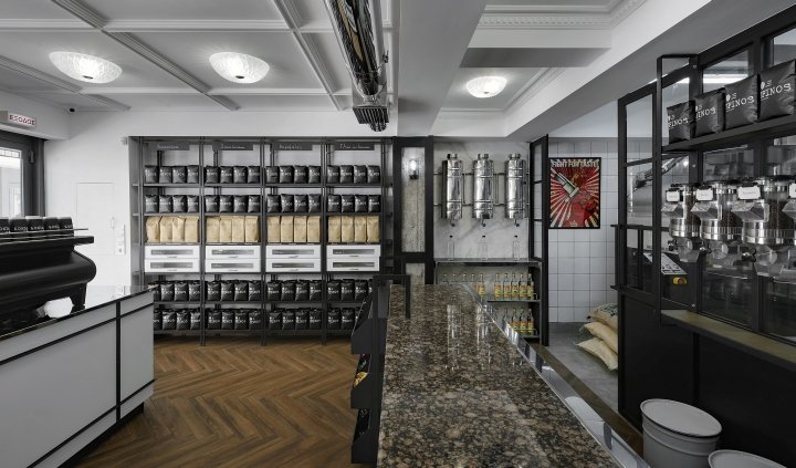 SpinosCoffee 微型烘焙厂，AndreasPetropoulos，卡拉马塔 – 希腊