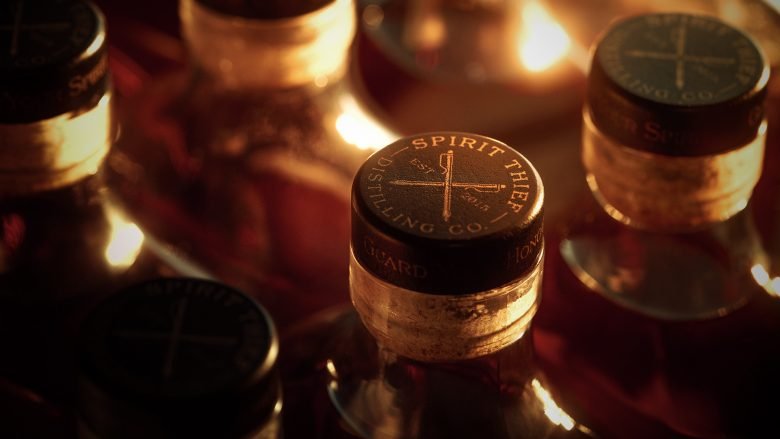 Spirit Thief Distilling Co. by Tucker Creative 威士忌
